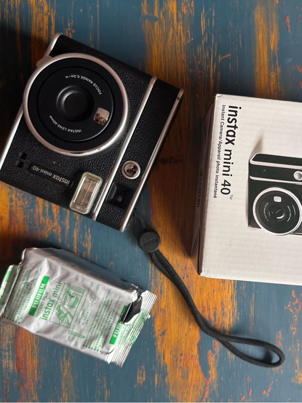Fujifilm instax mini 40 Instant Camera - Polaroid Camera